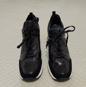 michael kors georgie embossed leather trainer